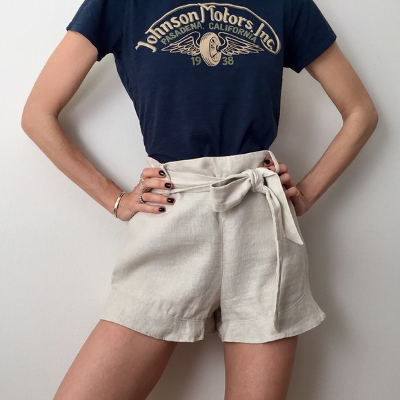 Witchery Linen Shorts - Picture 3 of 11